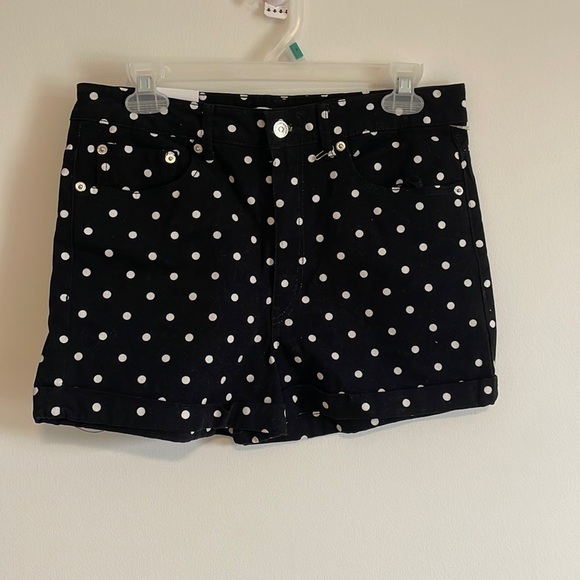 Polka-Dot Shorts NWT Shorts F21 High 29 Black Cuff Casual Summer Neutral Retro - Picture 1 of 10